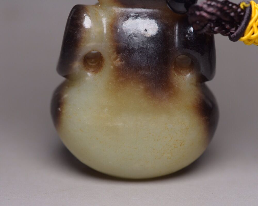 Chinese Antique Natural Hetian Jade Carved Exquisite Statue Pendant Jewelry Rare