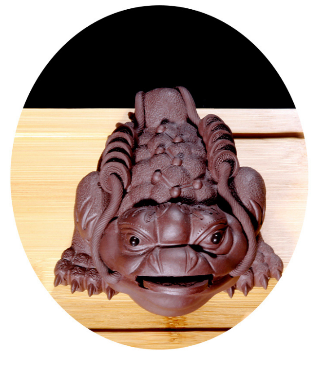 Tea pet decoration Yixing purple sand bow backed Golden Toad creative sculpture