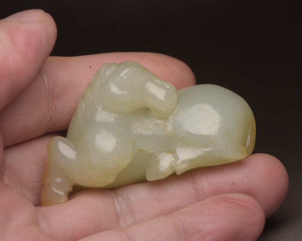 Chinese Natural Hetian Jade Carving Exquisite Horse Statue Collectible Artwork