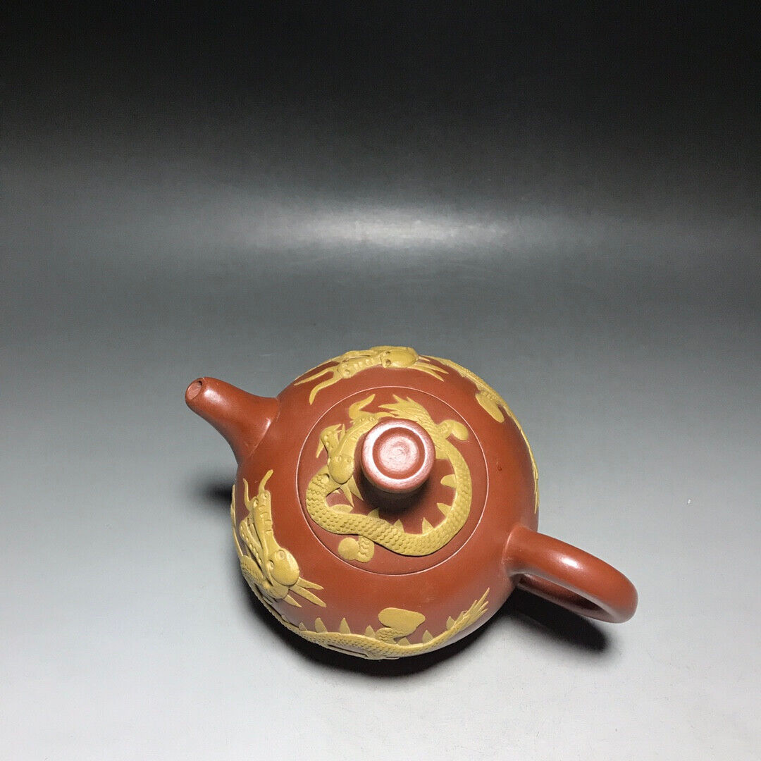 Chinese Yixing Zisha Clay Handmade Exquisite Teapot(双色堆龙 底款:顾景舟)