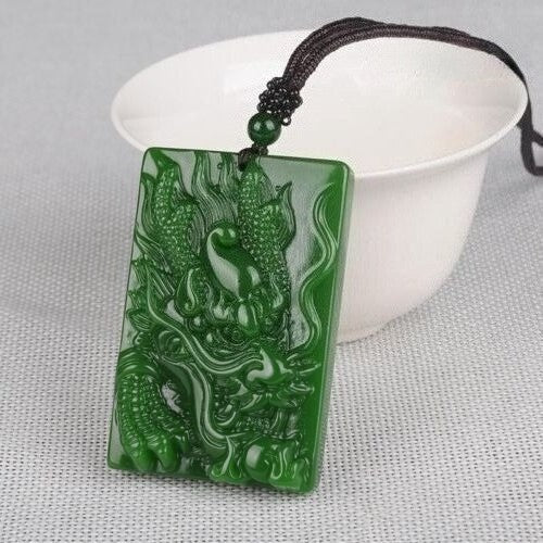 New Natural Green Jade Handcarving Dragon Necklace Pendant Decoration