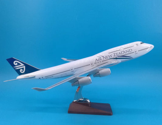 47CM 1:150 AIR NEW ZEALAND BOEING 747-400 ZK-NBU Passenger Airplane Resin Model