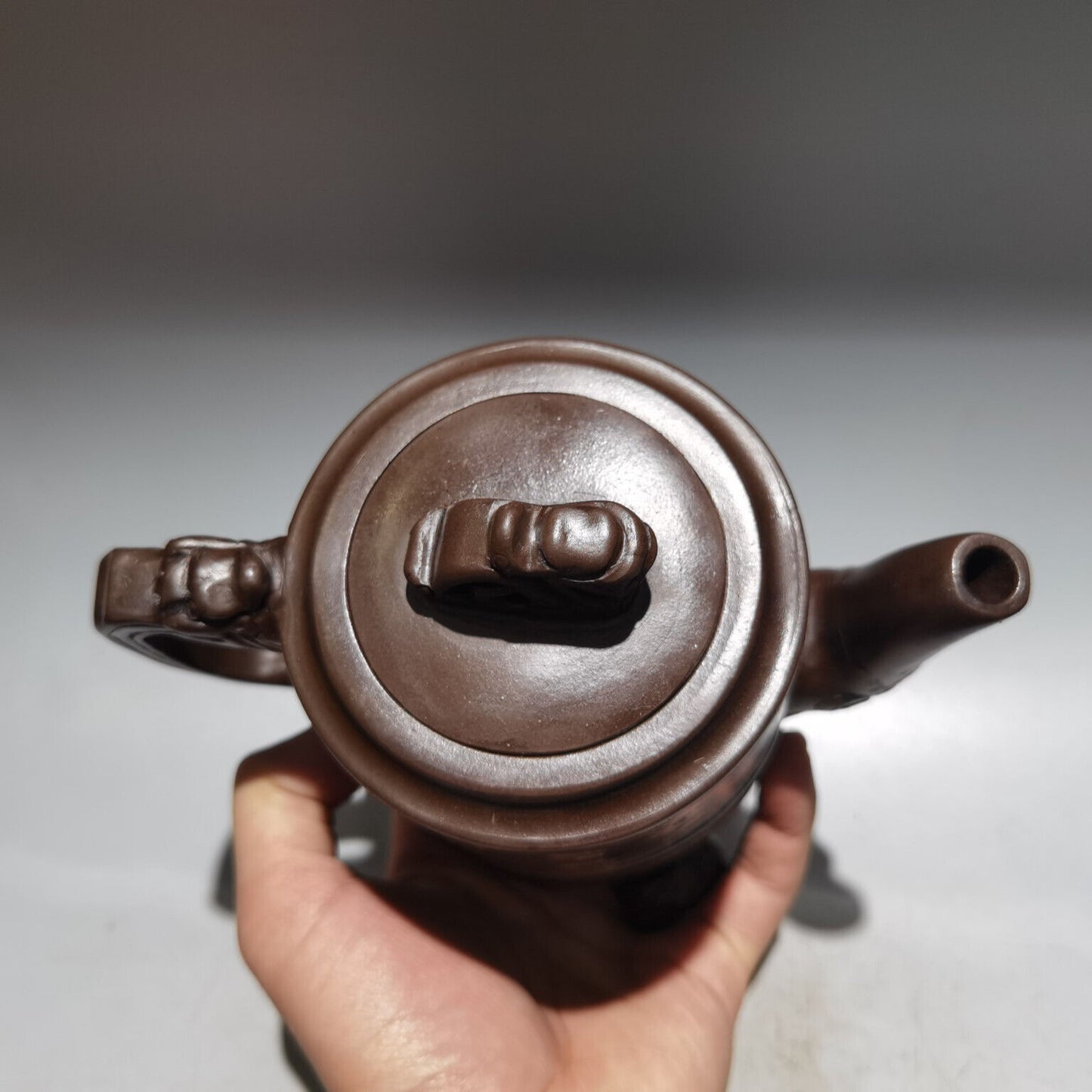 Chinese Yixing Zisha Clay Handmade Exquisite Teapot (泥绘三足壶 底款:陈鸣远)