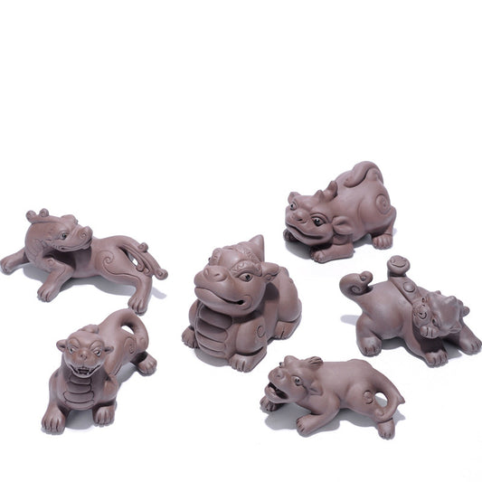Wild Animal Statue Small Size Chinese Yixing Zisha Purple Clay Home Desk Tea Pet