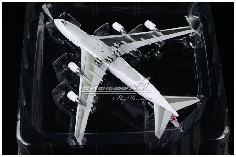 1:400 JC Wings Cargolux BOEING 747-400F Passenger Plane Diecast Aircraft Model