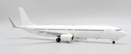 1:200 JC Wings BOEING 737-900 Passenger Blank Airplane Diecast Aircraft Model