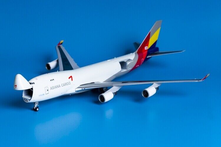1:200 GeminiJets ASIANA CARGO BOEING 747-400F Airfreighter Diecast Plane Model