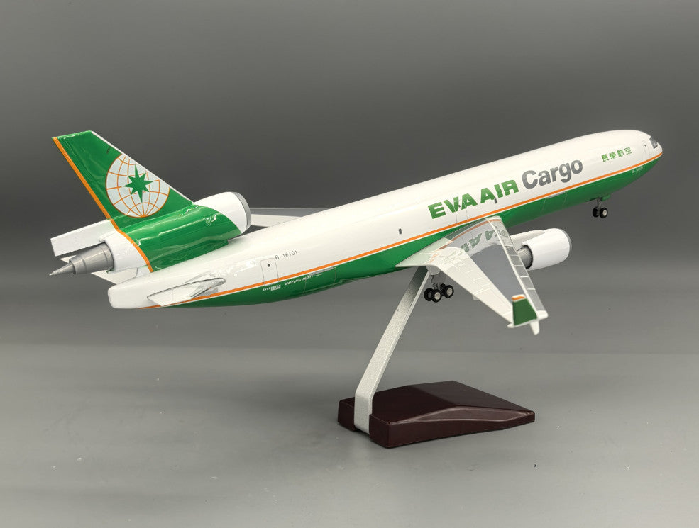 47CM 1:130 EVA AIR McDonnell Douglas MD-11 Airplane Landing Gear Resin Model