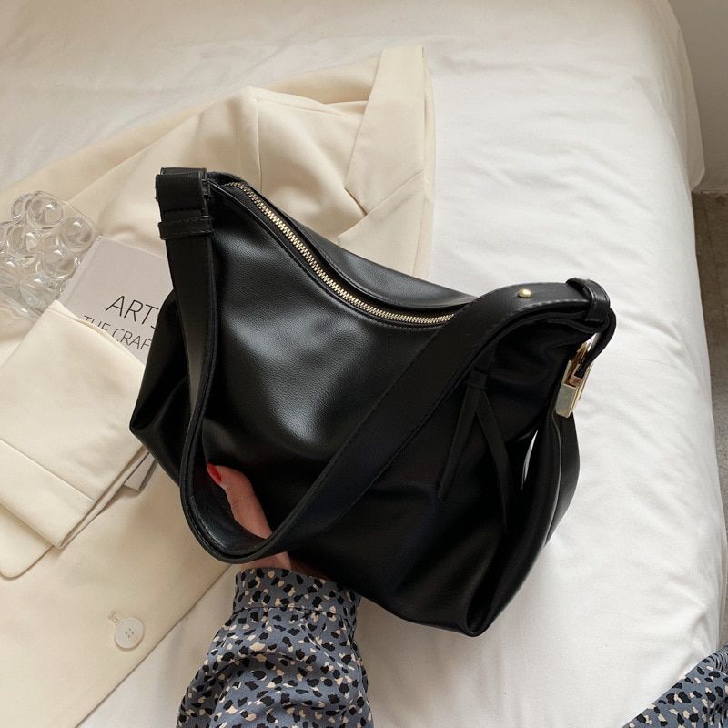 Soft Surface Large Bag Summer Fashion Underarm Purses Shoulder Bags 28*13*19 CM