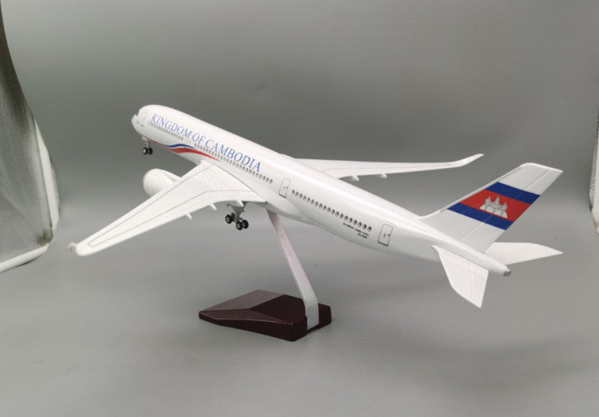 47CM 1:140 KIMDOM OF CAMBODIA AIRBUS A350 Airplane Landing Gear Resin Model