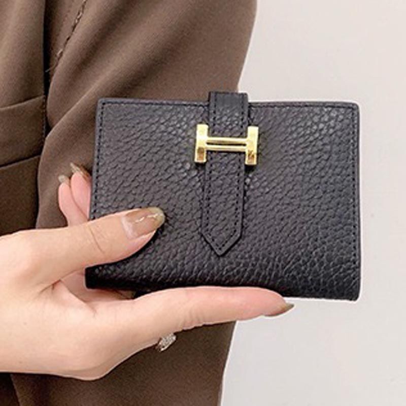 Letter H Buckle Genuine Leather Bifold RFID Blocking Small Card Holder Card Bag