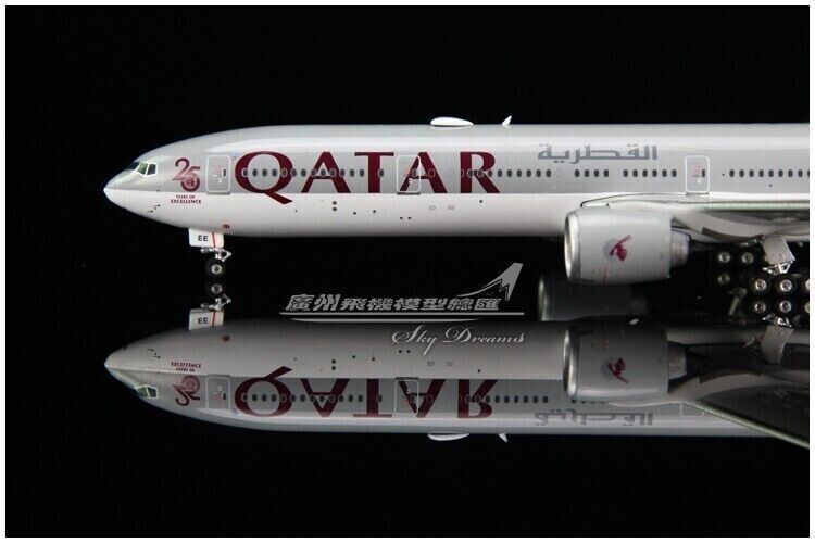 1:400 Phoenix QATAR BOEING 777-300ER Passenger Airplane Diecast Aircraft Model