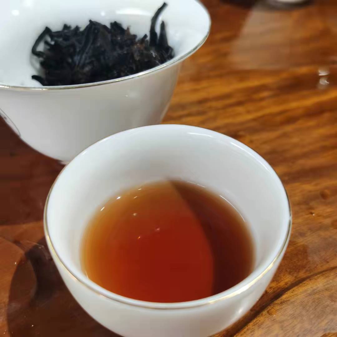 Lao Cha Tou * 2018 Yongde Ancient Tree Pu-erh Tea Cake Ripe Pu'er Puer Tea 380g