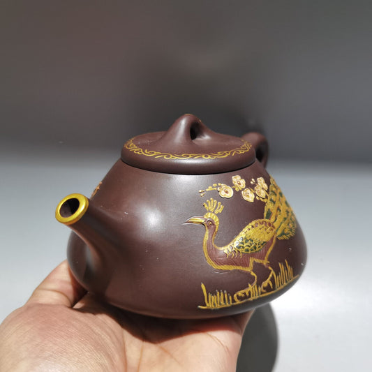 Chinese Yixing Zisha Clay Handmade Exquisite Teapot(描金石瓢壶 底款:周桂珍)