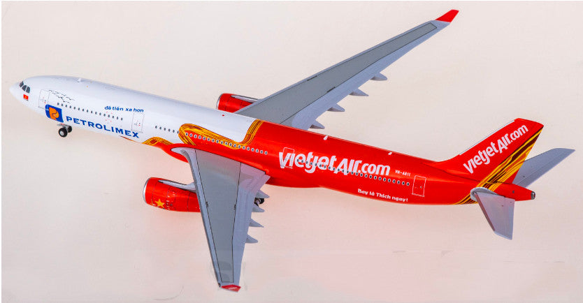 1:400 Geminijets Vietjet Air Airbus A330-300 VN-A811 Airplane Diecast Model