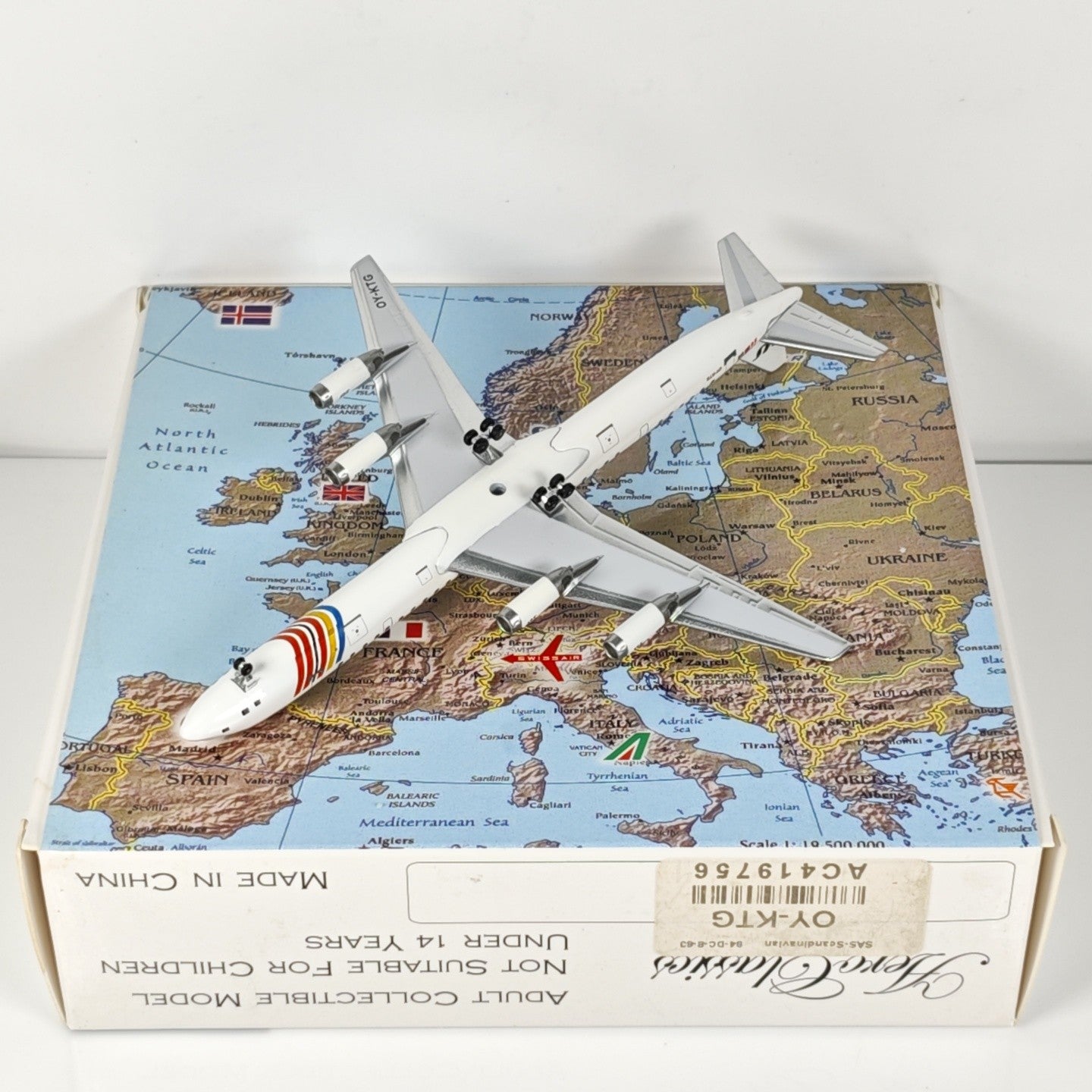 1:400 Aeroclassics SAS Douglas DC-8-63 OY-KTG Passenger Plane Diecast Model