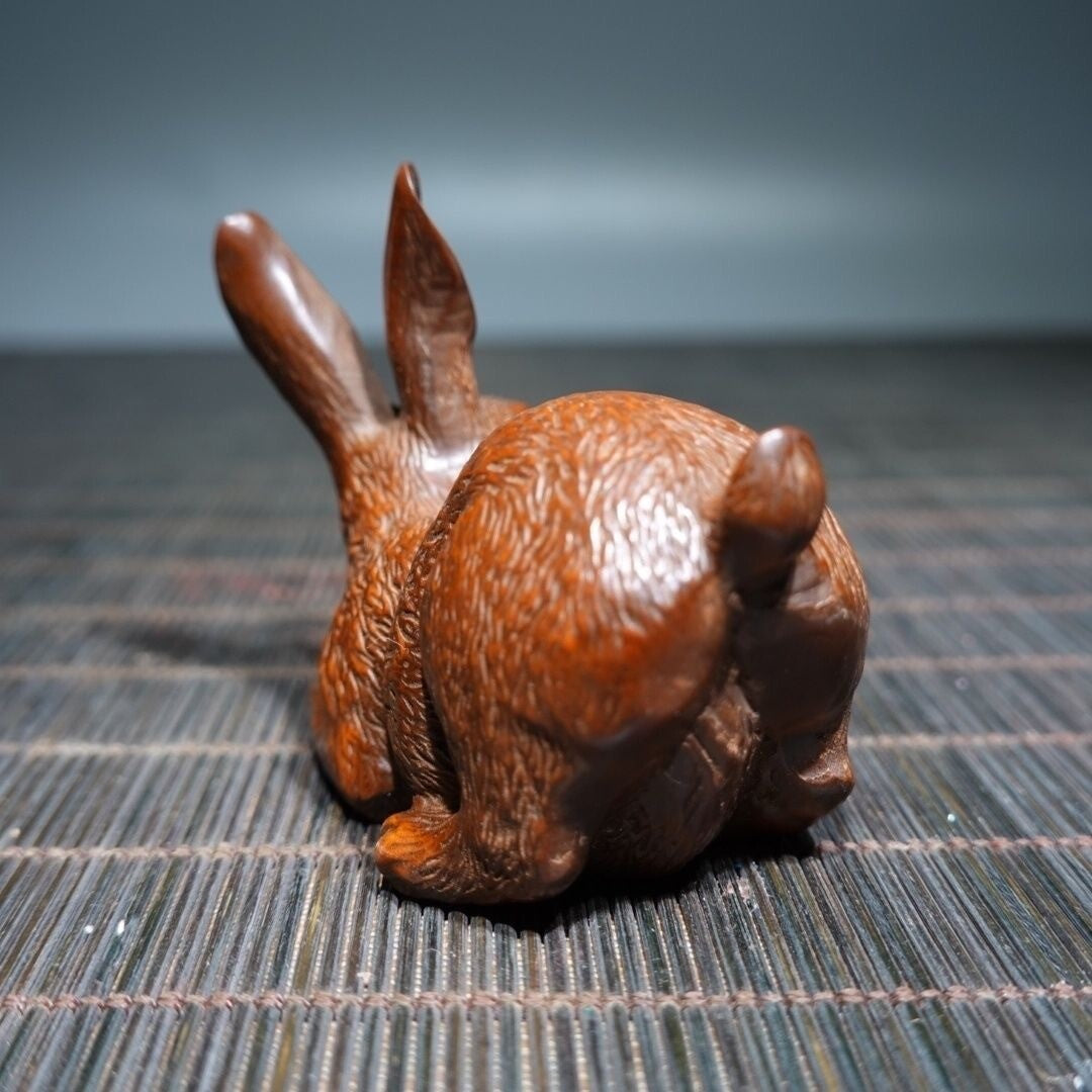 Old Artifacts Bunny Statue Finely Carved Boxwood Rabbit Ornaments Hare Statuette
