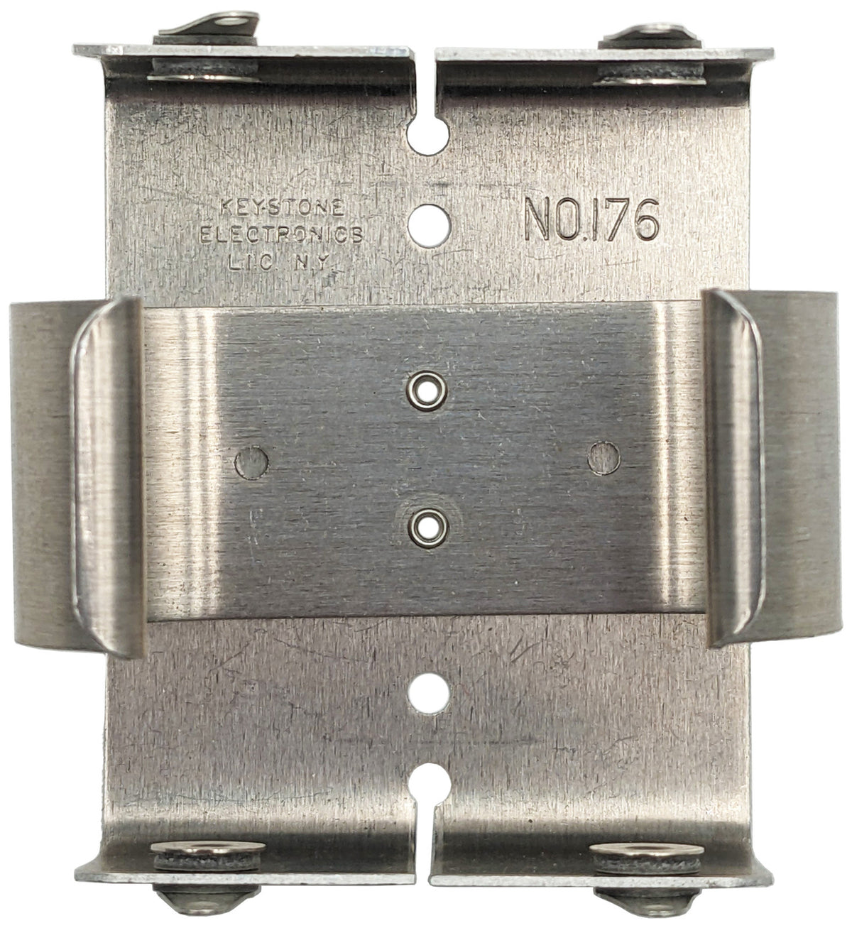 2 D Metal Battery Holder with Solder Terminals, Measures 2.55"×2.45"×1.50"