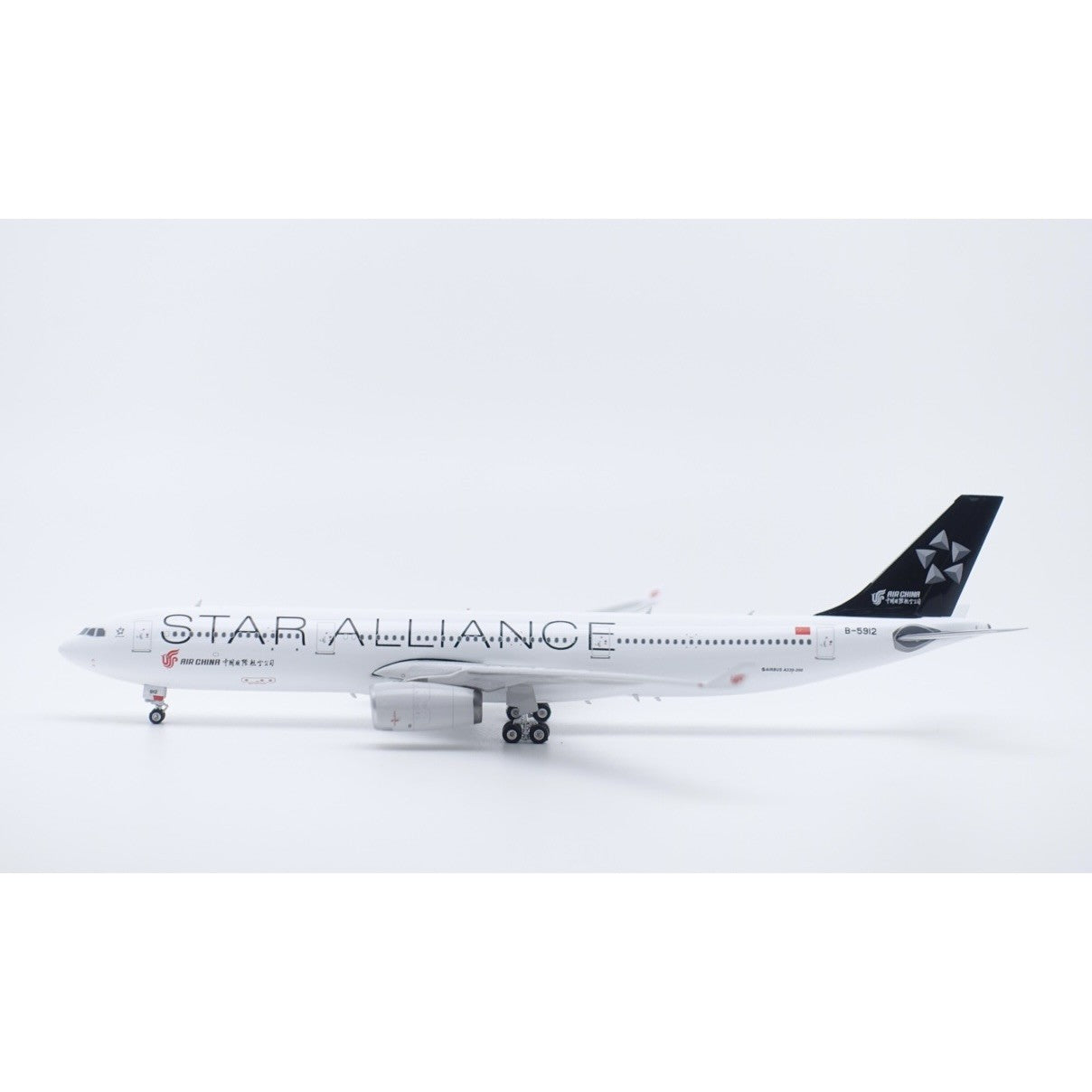 1:400 Phoenix Air China Airbus A330-300 Airplane Diecast Aircraft Plane Model