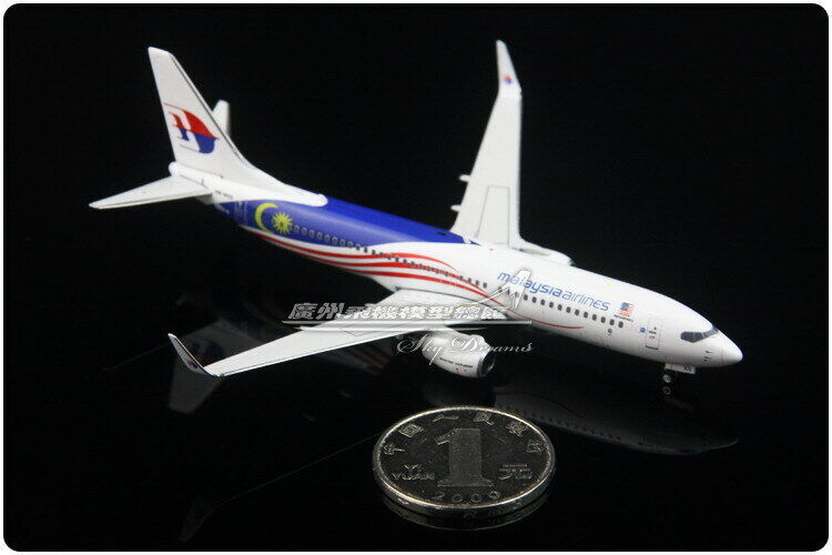 1:400 Phoenix Malaysia Airlines BOEING 737-800 Passenger Airplane Diecast Model