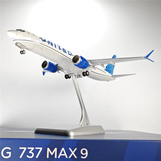 1:200 NG Models United Airlines Boeing 737 MAX 9 N37555 Diecast Aircraft Model