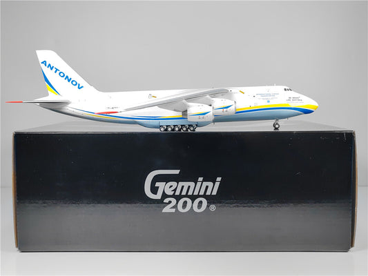 1:200 Geminijets Ukrainian airlines ANTONOV 124 Airplane Diecast Aircraft Model
