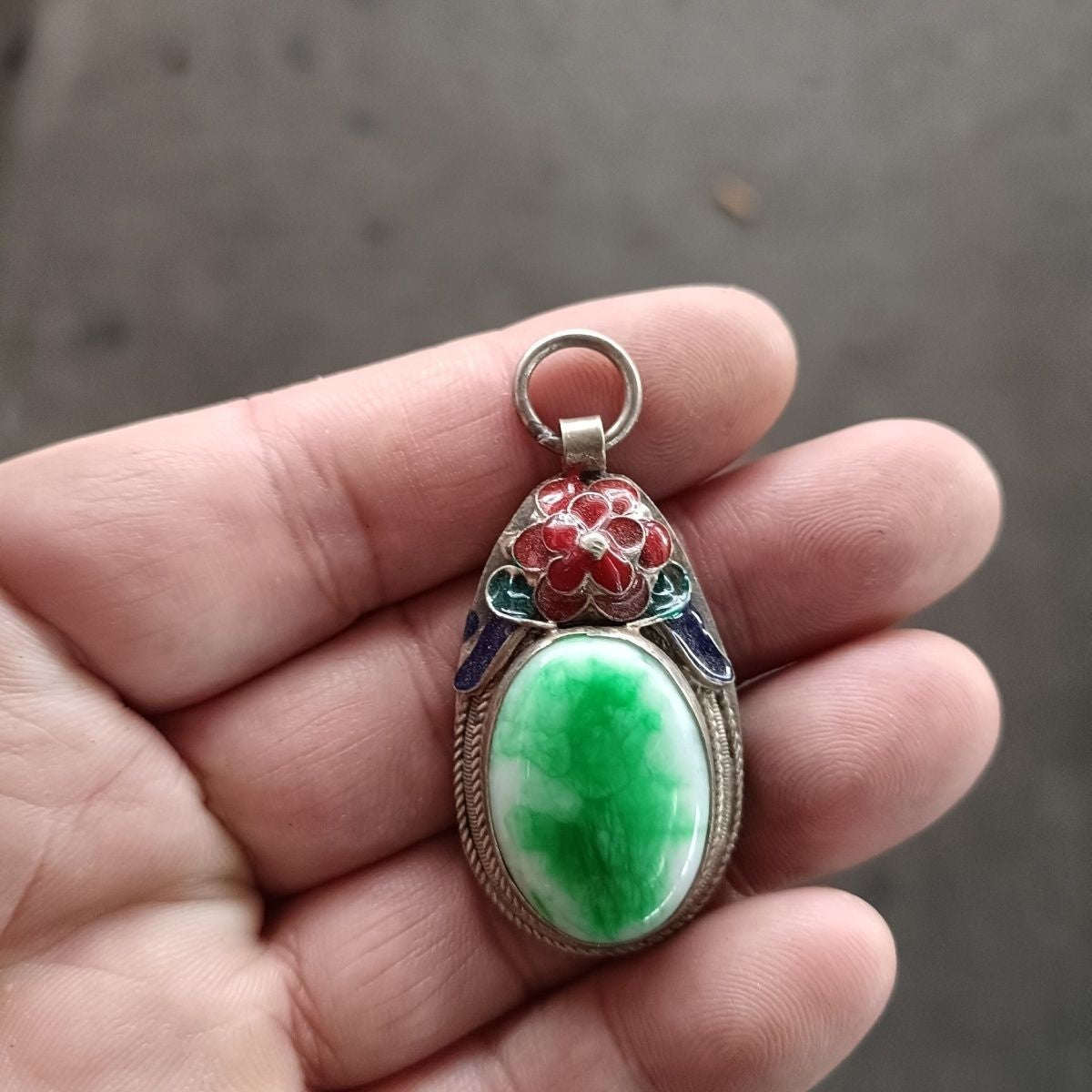 Enamel Alloy Inlaid Jade Stone Pendant Retro Flower Jewelry Decor