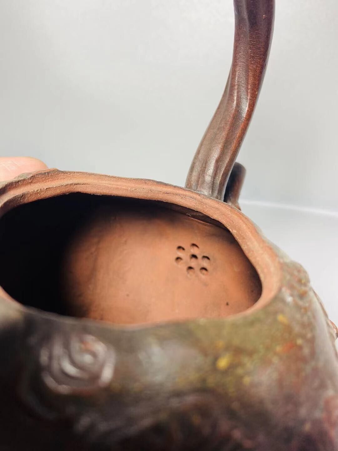 Chinese Yixing Zisha Clay Handmade Exquisite Teapot(全手工提梁葫芦壶 底款: 汪寅仙)