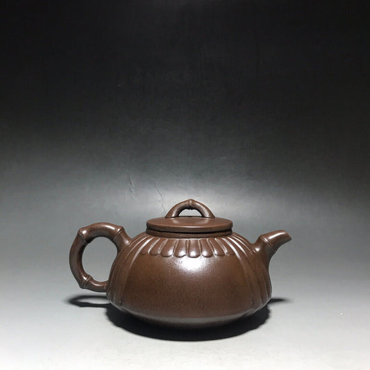 Chinese Yixing Zisha Clay Handmade Exquisite Teapot(扁竹 底款:顾景舟)
