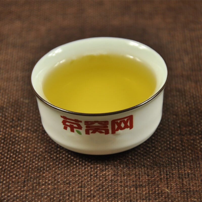 Early Spring 8113 Tie Bing * 2015 XiaGuan Tuocha Pu'er Pu-erh Raw Puer Tea 357g