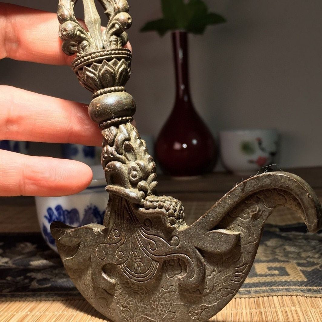 Tibetan Nepalese Bronze Vajra Dorje Dragon Head Ritual Weapon Antique