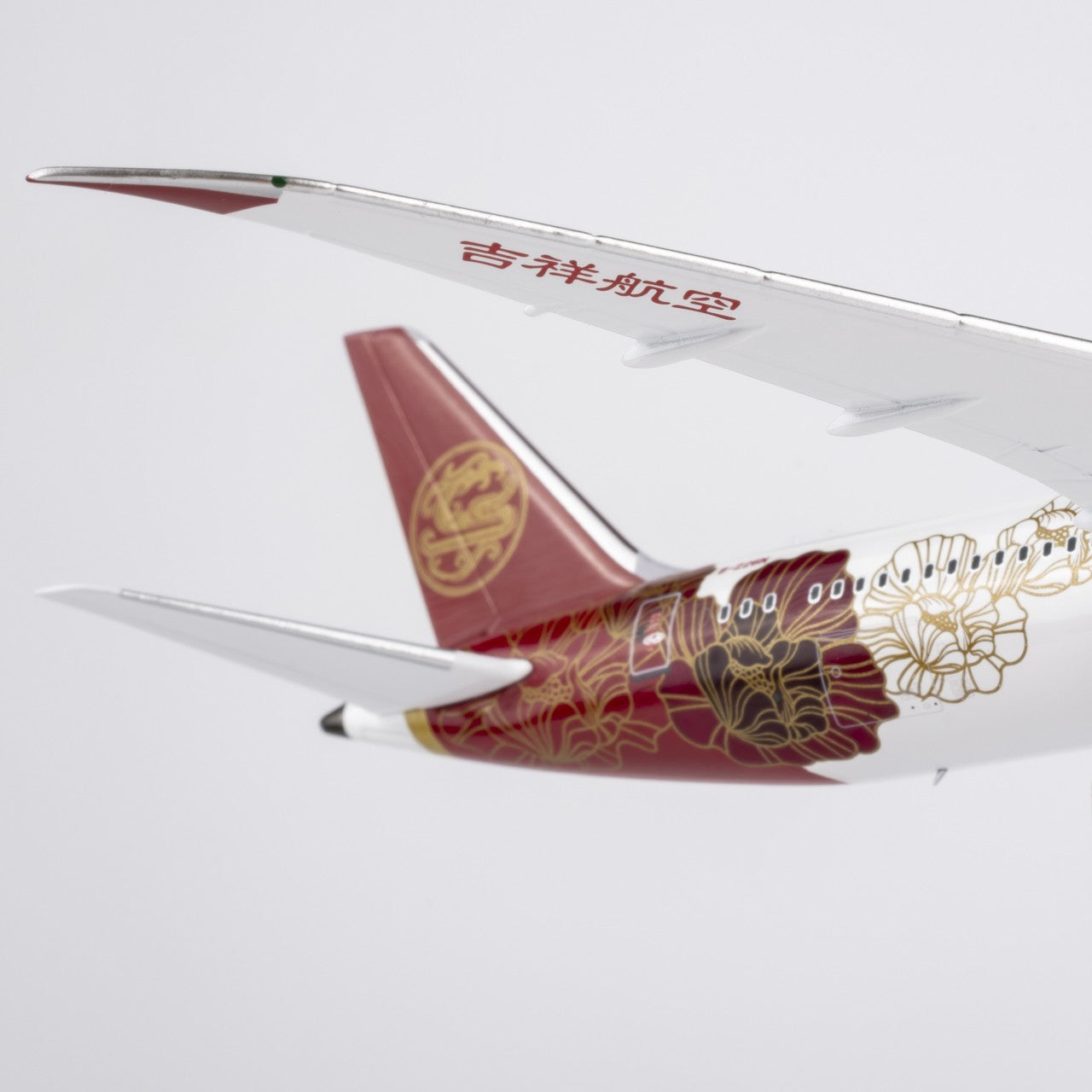 1:400 NGmodels Juneyao Airlines B787-9 Passenger Airplane Diecast Plane Model