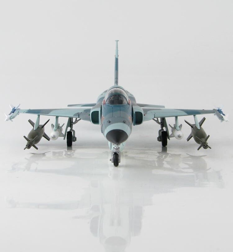 HOBBY MASTER Northrop F-5E Tiger Il Grape 1/72 diecast plane model aircraft
