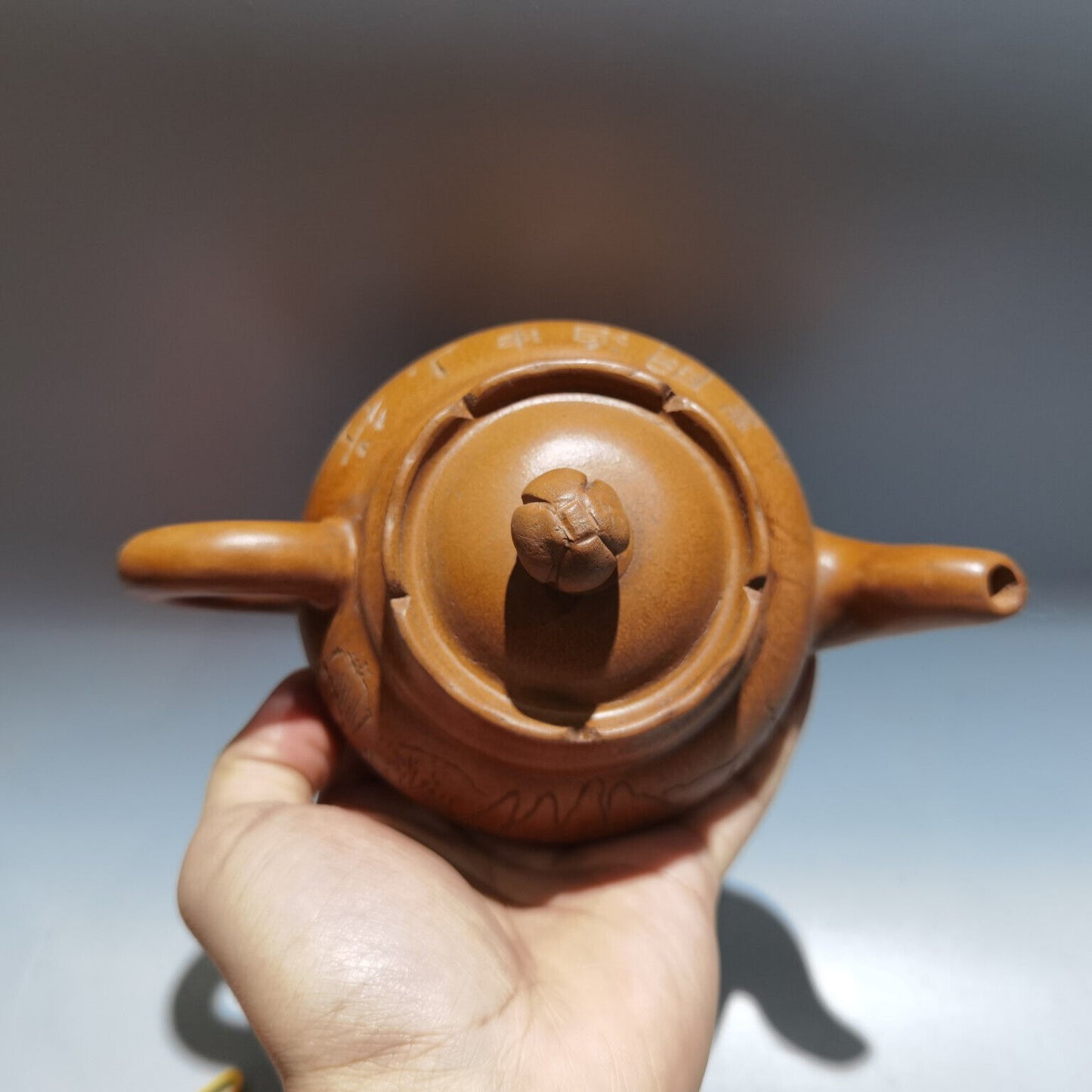 Chinese Yixing Zisha Clay Handmade Exquisite Teapot(宫灯壶 底款:时大彬)