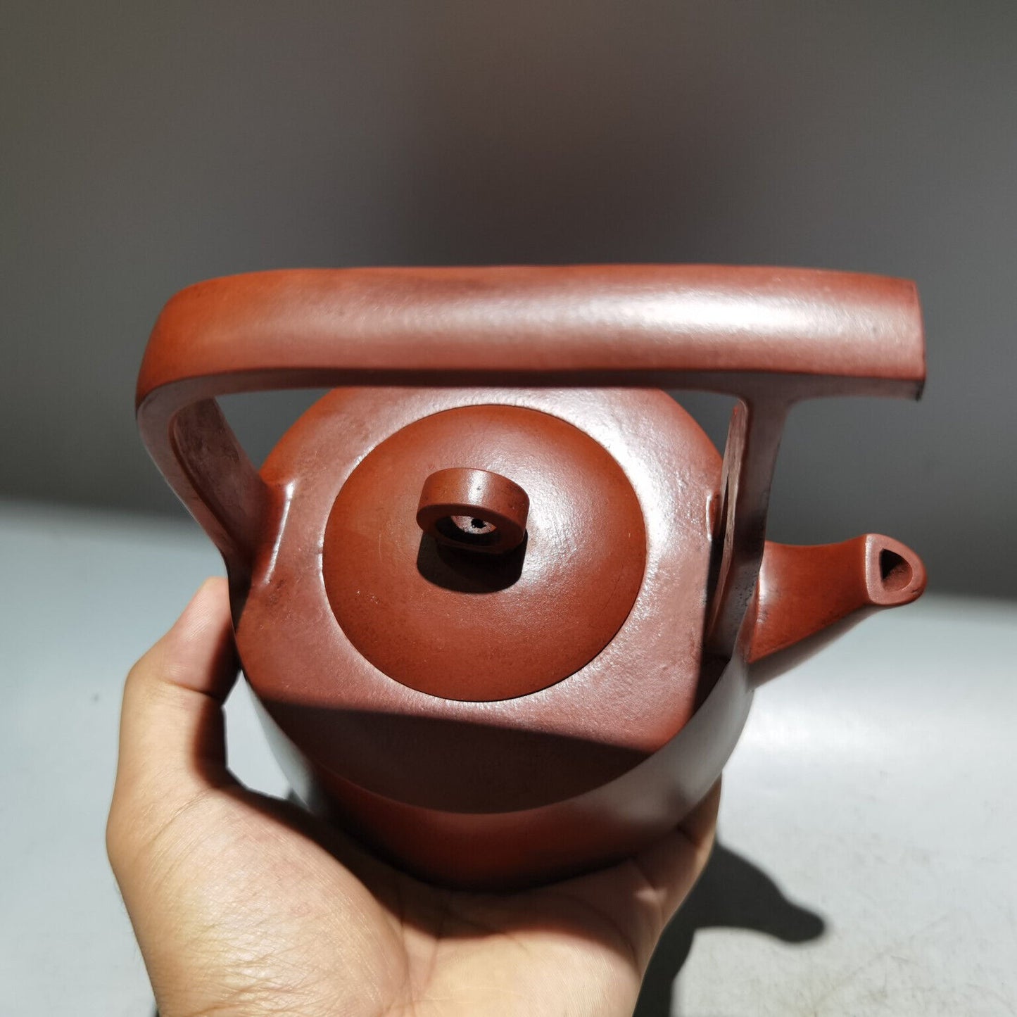Chinese Yixing Zisha Clay Handmade Exquisite Teapot (提梁壶 低款:顾景舟)