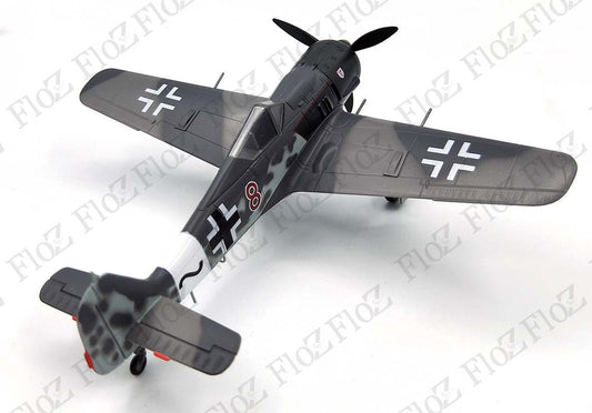 Fw190 A-8 Red 8 IV JG3 Uffz Willi Maximowitz 1944 1/72 finished plane Easy model