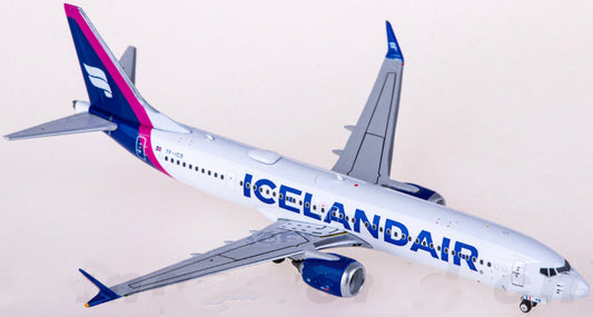 1:400 Phoenix ICELANDAIR BOEING 737 MAX 9 Passenger Aircraft Diecast Plane Model