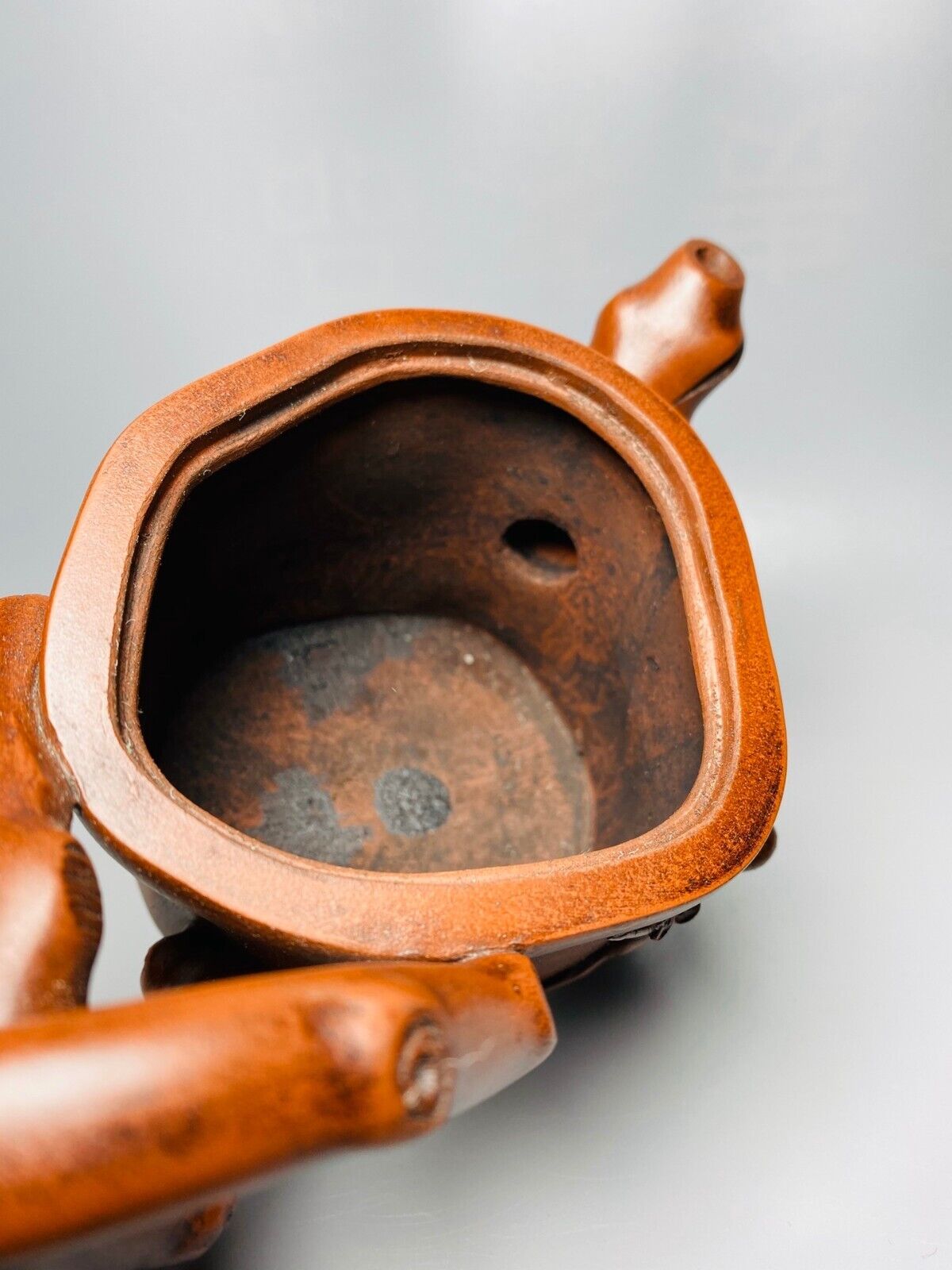 Chinese Yixing Zisha Clay Handmade Exquisite Teapot ( 树桩壶 底款:陈明远)