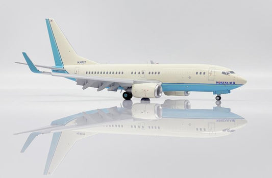 1:200 JC Wings KOREAN AIR BOEING B737-700BBJ Flap Down Airplane Diecast Model