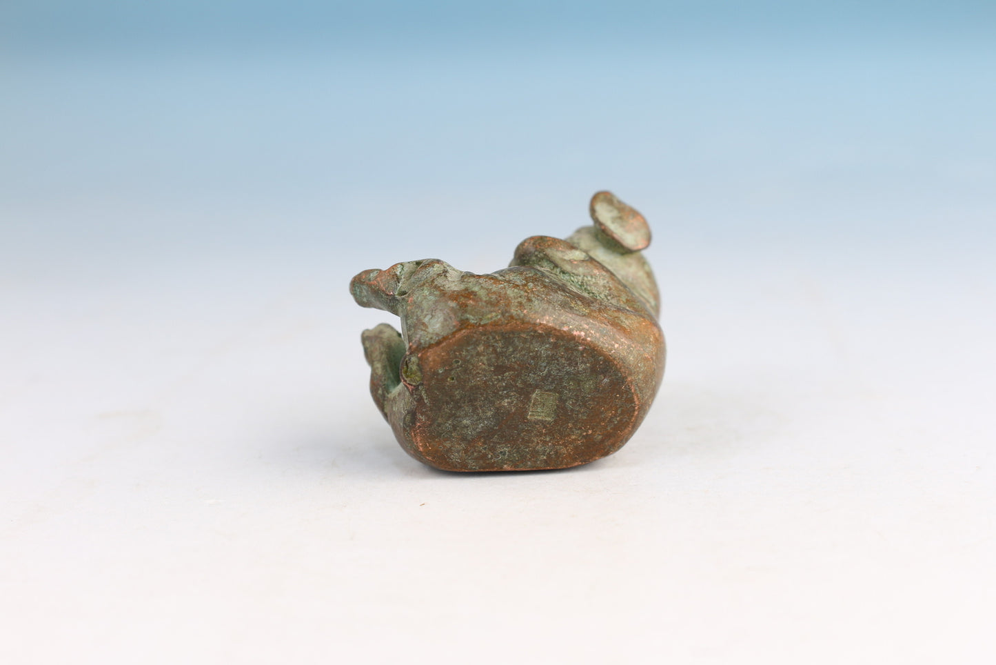 Chinese old bronze pig statue figure tea pet Netsuke table decoration