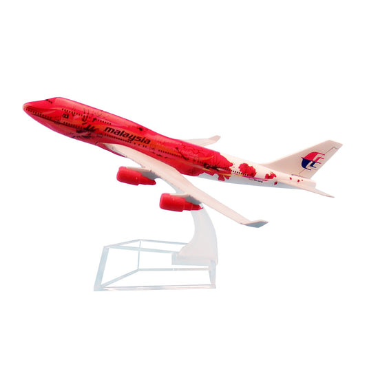 1/400 Aircraft Malaysia B747 Alloy Plane Model Plane Souvenir Static Display