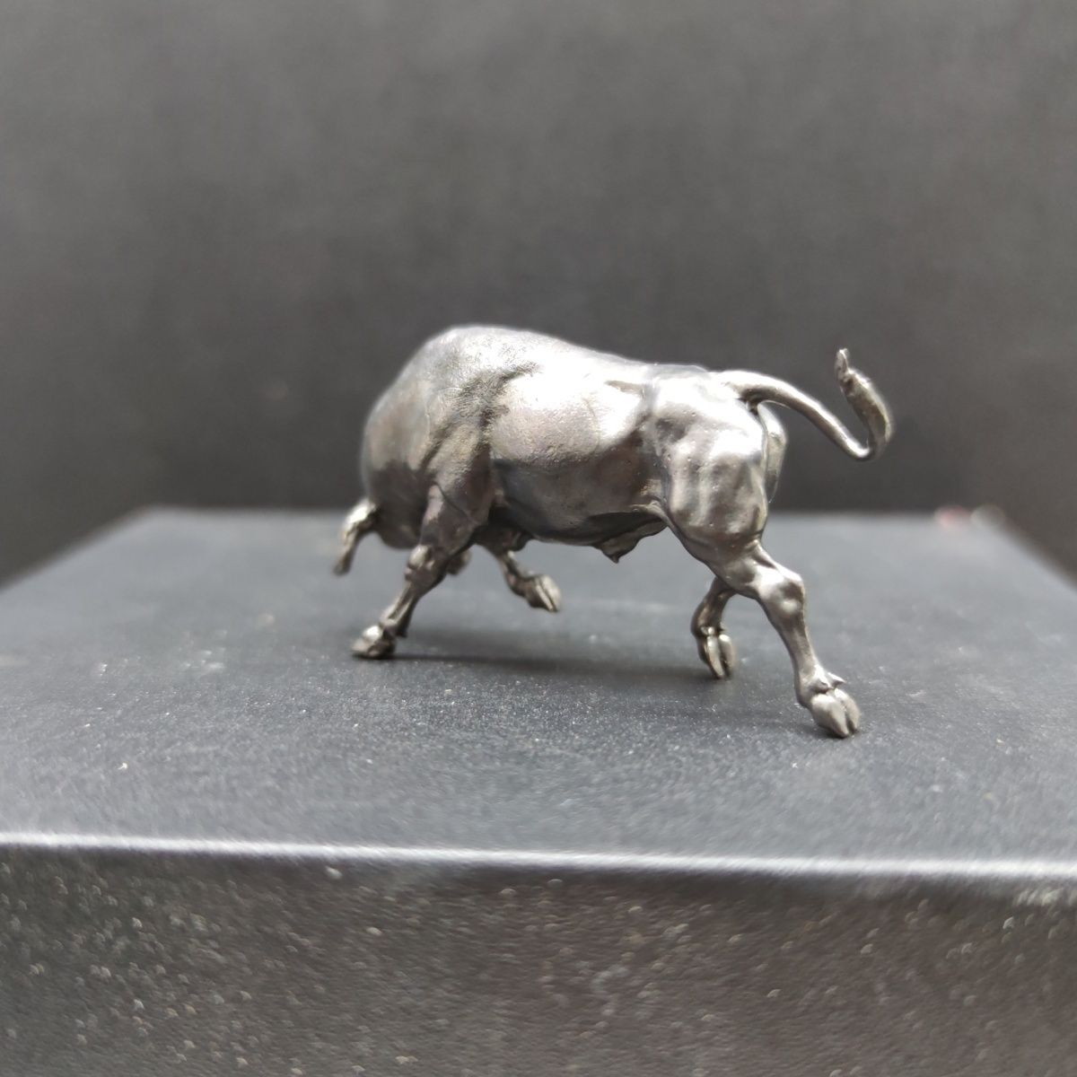 Pure Bronze Black Wall Street Bull Statue Model Ornaments Decor