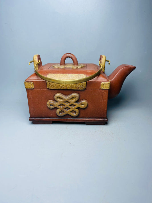 Chinese Yixing Zisha Clay Handmade Exquisite Teapot (百宝箱提梁 底款:大明万历年间)