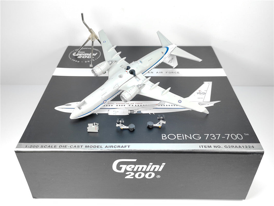 1:200 Geminijets ROYAL AUSTRALIAN AIR FORCE B737-700 Airplane Diecast Model