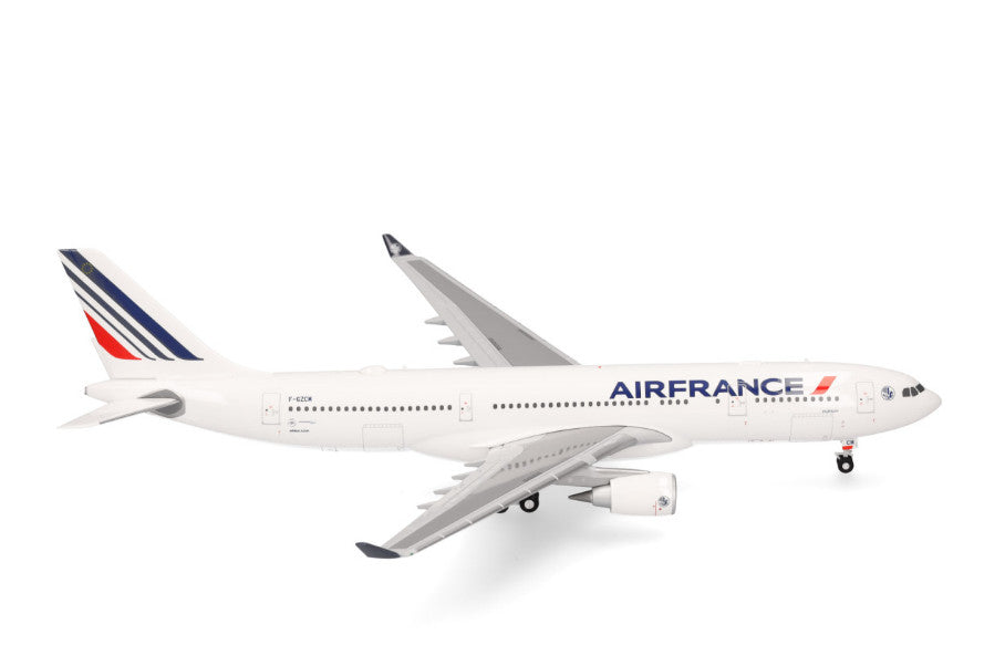 1:200 30CM Herpa AIR FRANCE AIRBUS A330-200 Airplane Diecast Aircraft Model