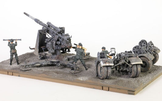 FOV German WWII 88mm anti-aircraft gun with soldier and scene 1/32 DIECAST MODEL