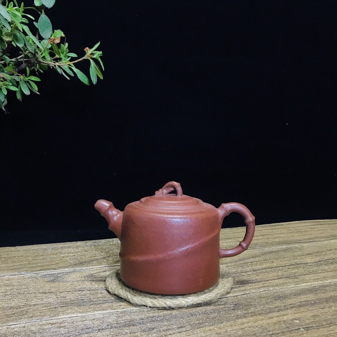 Chinese Yixing Zisha Clay Handmade Exquisite Teapot(斜竹 底款:朱可心)