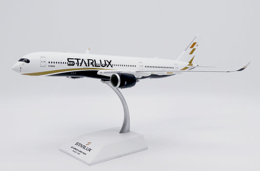 1:200 Wings Starlux Airlines Airbus A350-900XWB Airplane Diecast Aircraft Model