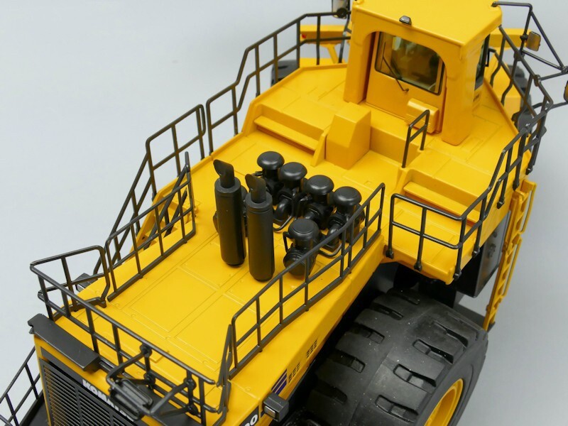 1:50 NZG WA1200 Wheel Loader Construction Equipment Machine Diecast Model