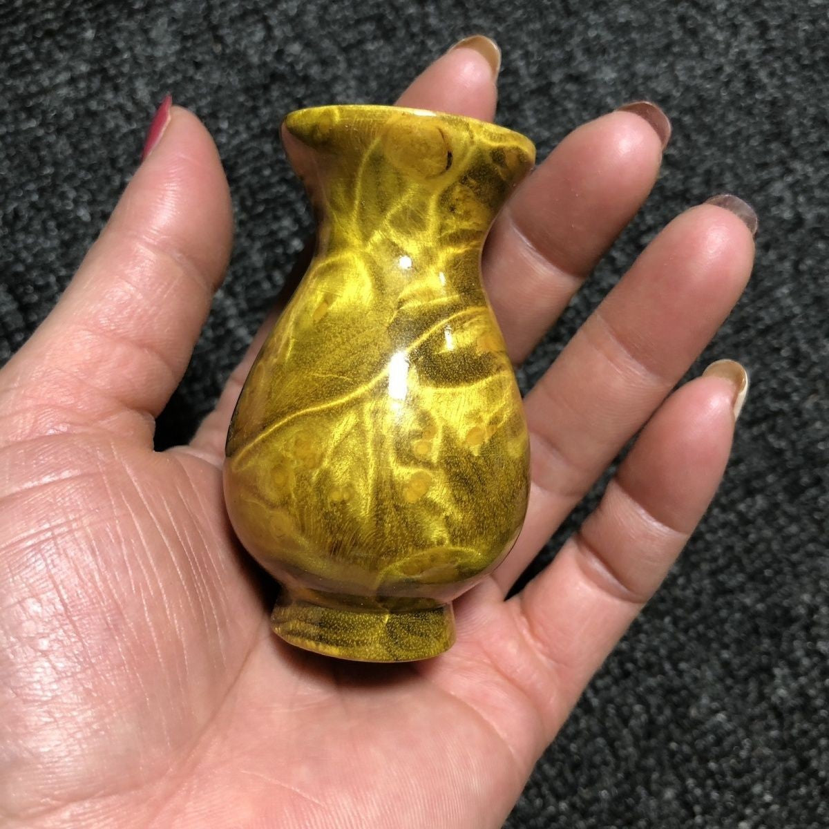 Camphor Wood Vase 6×3cm Hand Carved Wenwan Pocket Decor Craft